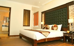 City Bay Palace Hotel