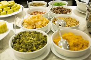 City Bay Palace Hotel