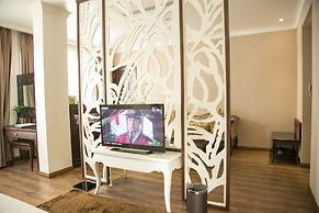 City Bay Palace Hotel