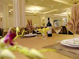 City Bay Palace Hotel