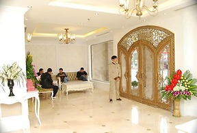 City Bay Palace Hotel