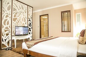 City Bay Palace Hotel