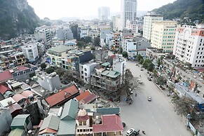 City Bay Palace Hotel