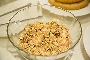 City Bay Palace Hotel