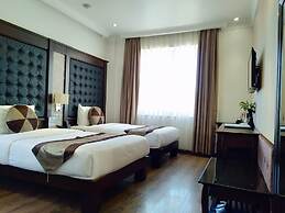 City Bay Palace Hotel