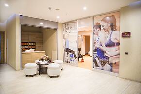 Grand Aras Hotel & Suites