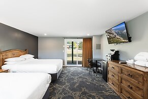 Discovery Lodge