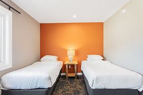 Discovery Lodge