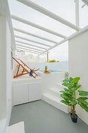 Loukas & Emma Eco Houses
