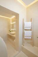 Loukas & Emma Eco Houses