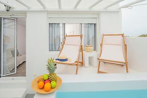 Loukas & Emma Eco Houses