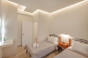 Loukas & Emma Eco Houses