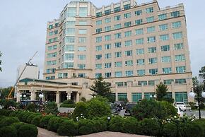 Mega Palace Hotel