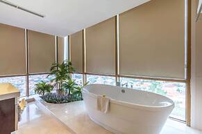 Wyndham Surabaya City Centre