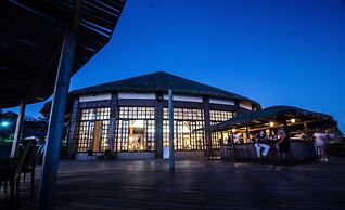 Media Luna Resort & Spa