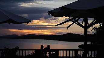 Media Luna Resort & Spa