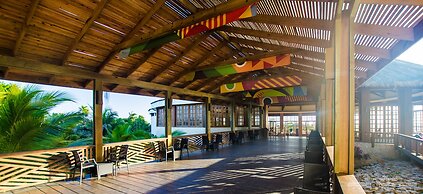 Media Luna Resort & Spa