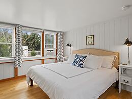 The Seagrove Suites & Guest Rooms