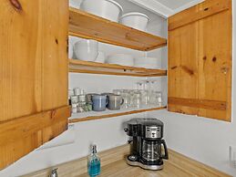 The Seagrove Suites & Guest Rooms