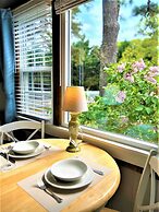 The Seagrove Suites & Guest Rooms