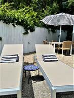 The Seagrove Suites & Guest Rooms