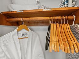 The Seagrove Suites & Guest Rooms