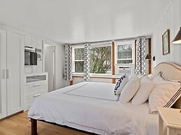 The Seagrove Suites & Guest Rooms