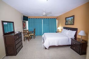 Jarabacoa River Club