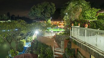 Jarabacoa River Club