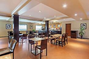 Best Western Plus Peace River Hotel & Suites
