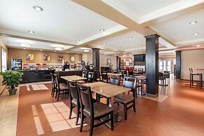 Best Western Plus Peace River Hotel & Suites