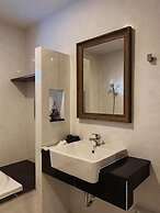 Buri Gallery House & Resort