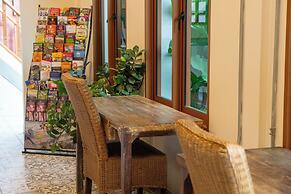 Buri Gallery House & Resort