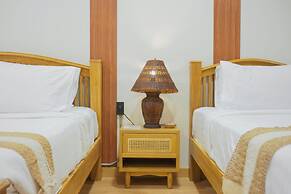 Buri Gallery House & Resort