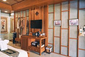 Buri Gallery House & Resort