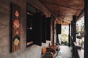 Buri Gallery House & Resort