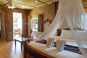 Buri Gallery House & Resort