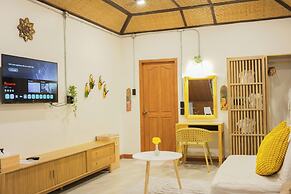 Buri Gallery House & Resort