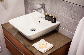 Aparthotel Invite