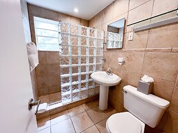 La Casa A North Beach Village Resort Hotel