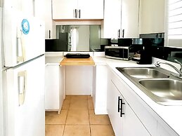 La Casa A North Beach Village Resort Hotel