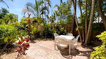 La Casa A North Beach Village Resort Hotel