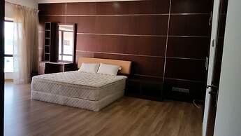 KK Marina Court Resort Vacation Condos