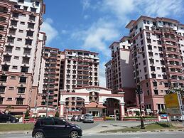 KK Marina Court Resort Vacation Condos