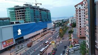 KK Marina Court Resort Vacation Condos