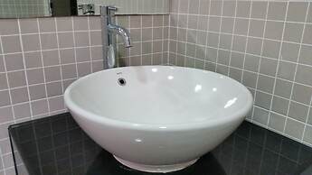 KK Marina Court Resort Vacation Condos