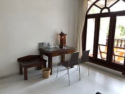 Wunderbar Beach Hotel