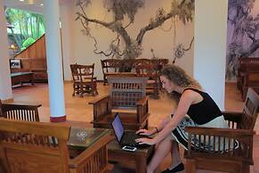 Wunderbar Beach Hotel