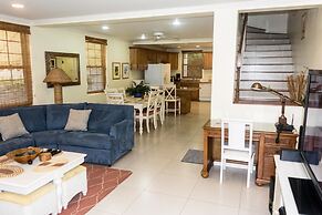 Cleopatra Villas
