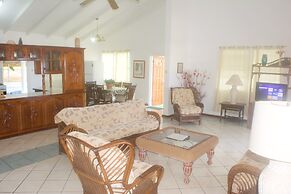 Cleopatra Villas